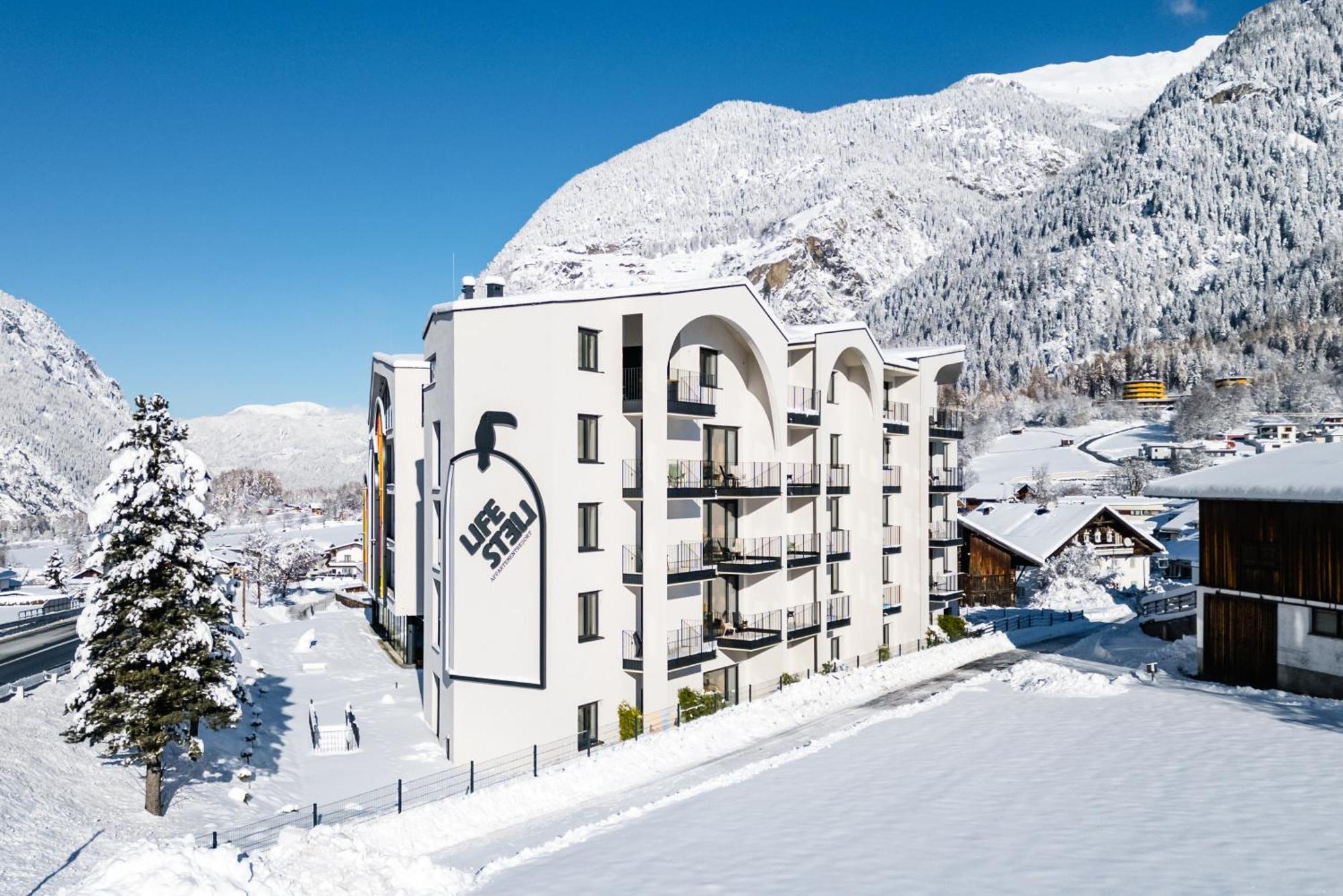 Lifesteil Aparthotel Умхаузен Экстерьер фото